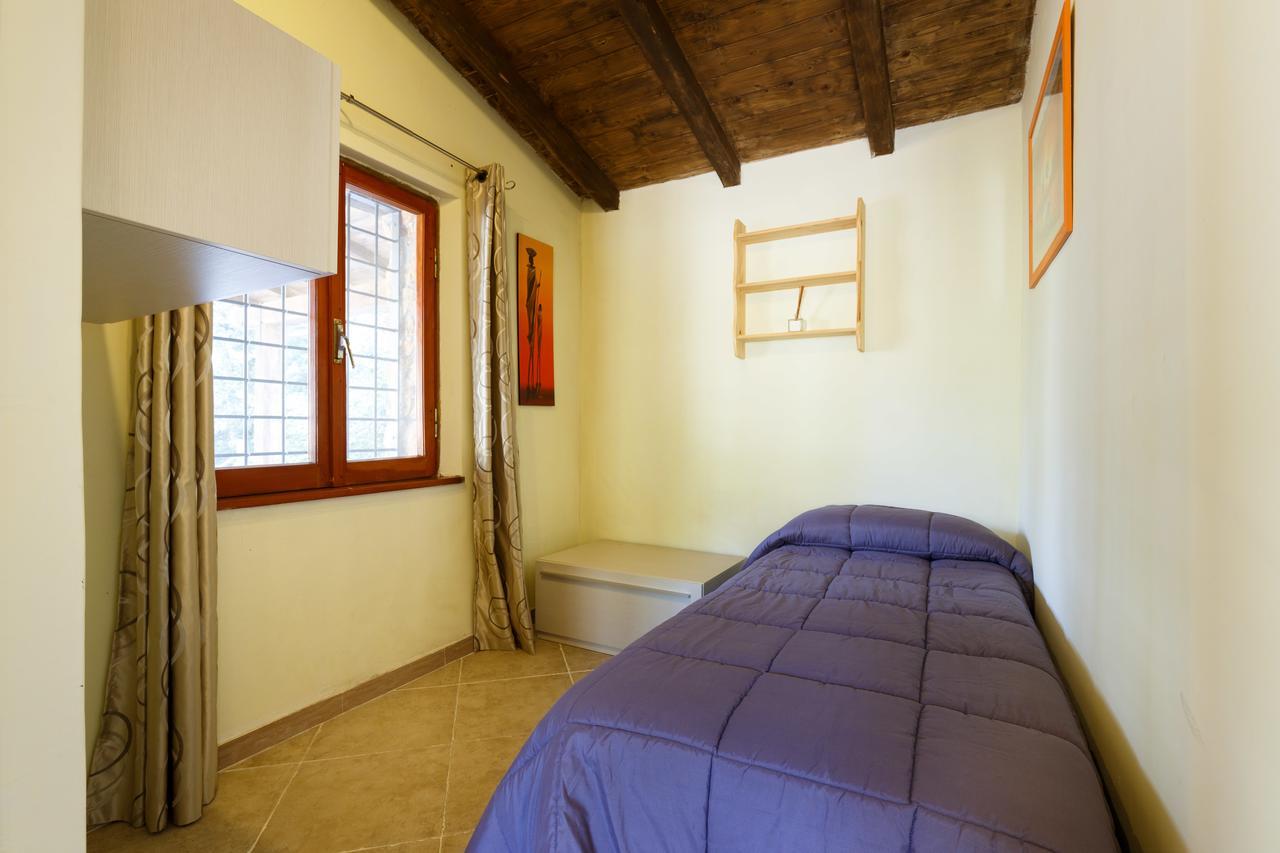 Bed&Breakfast Villa Valente Tragliatella Bagian luar foto